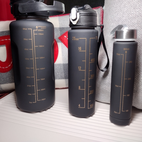 3 BLACK w/Gold writing Water Bottles Set: 64oz, 25oz, 10oz, All with Handles - Picture 5 of 16